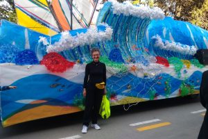 il carro "Surf e windsurf" con l'arista